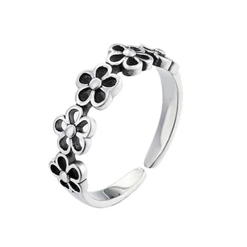 2023 Модные Открывающие кольца с черным цветком для женщин, Металлическое Регулируемое кольцо с полым цветком цвета античного серебра, Новые ювелирные изделия для заявления