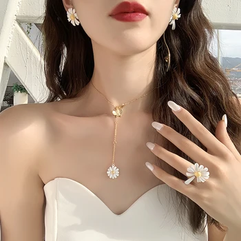 2020 Корейский новый дизайн модных ювелирных изделий элегантная белая маргаритка подвеска из сплава пчелиный летний стиль женское ожерелье