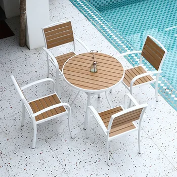 Уличные пластиковые деревянные столы и стулья из водонепроницаемого и антикоррозийного дерева простые столы и стулья для отдыха