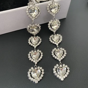Высококачественные серьги с кристаллами в виде сердца серебристого цвета, Клипсы для ушей, прекрасные роскошные ювелирные изделия.