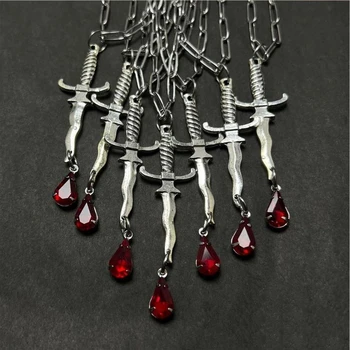Ожерелье с мечом, цепочкой и красным хрусталем, готическое ожерелье, ожерелье с кровавым кинжалом